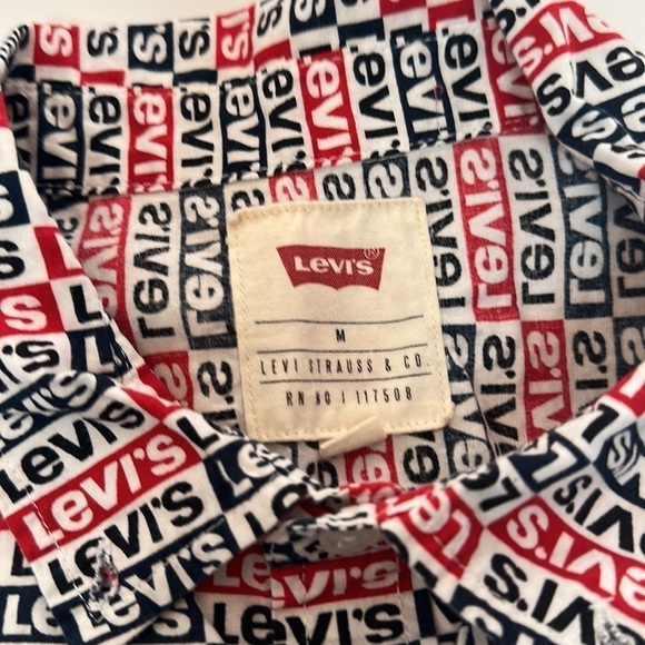 Levi’s printed 100# cotton short sleeve button down shirt - Picture 8 of 9